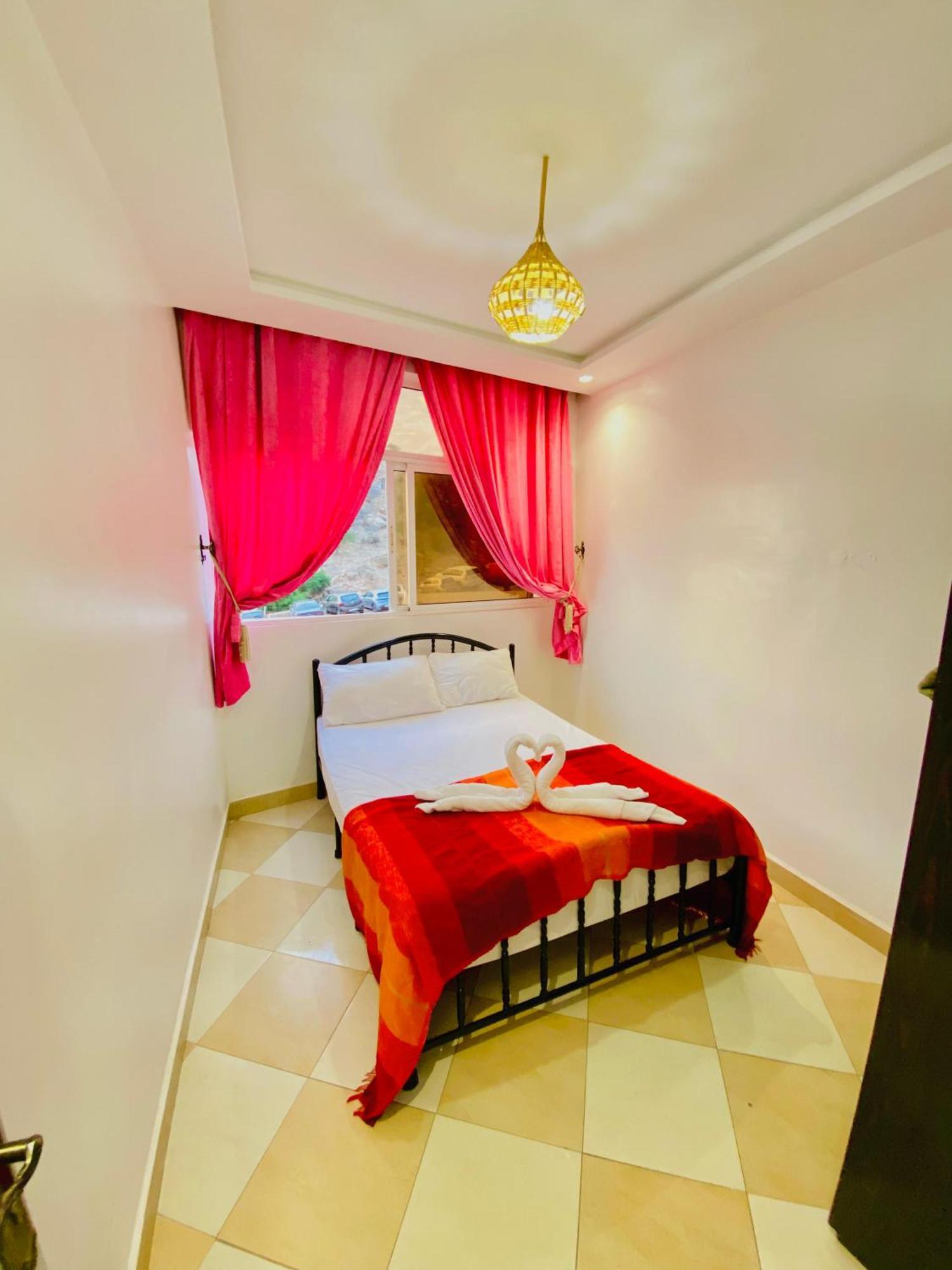 Tafoukt Surf Hostel Taghazout Buitenkant foto